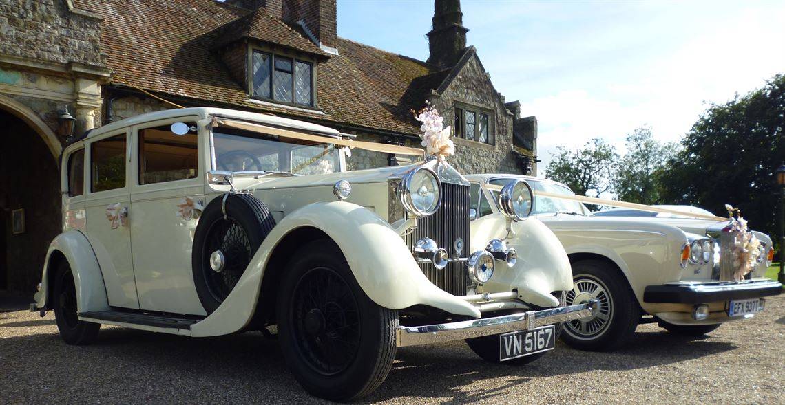 Buttonholes and Bouquets Wedding Cars